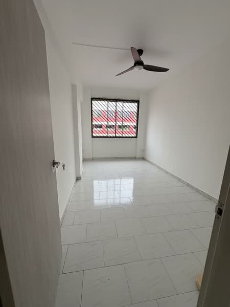 4 Toh Yi Drive, 4 Toh Yi Drive, 4 Bedrooms, 1,313 sqft, HDB Flat For Rent, by Wendy Koh, 500132808 - Bedroom 3 - PropertyGuru.com.sg