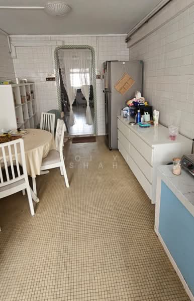 510 West Coast Drive, 510 West Coast Drive, 2 Bedrooms, 721 sqft, HDB Flat For Sale, by Ooi Yi Shah, 500132809 - Kitchen - PropertyGuru.com.sg