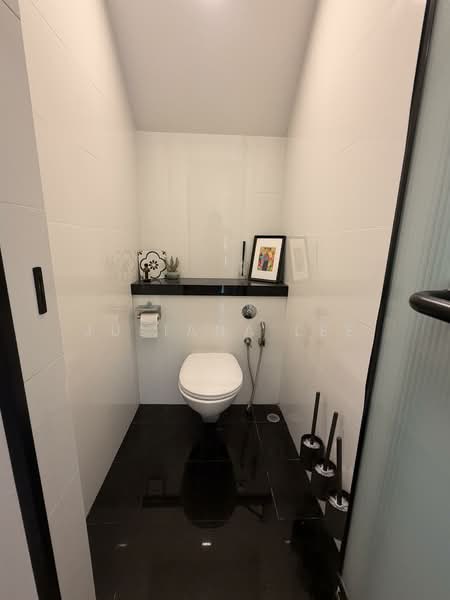 One Chiltern, 1 Chiltern Drive, 5 Bedrooms, 5,307 sqft, Cluster House For Sale, by Juliana Lee, 500132811 - Bathroom - PropertyGuru.com.sg
