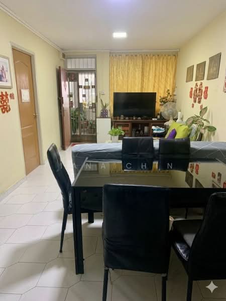 673 Hougang Avenue 8, 673 Hougang Avenue 8, 3 Bedrooms, 904 sqft, HDB Flat For Sale, by Liana Chin, 500132817 - Dining Room - PropertyGuru.com.sg