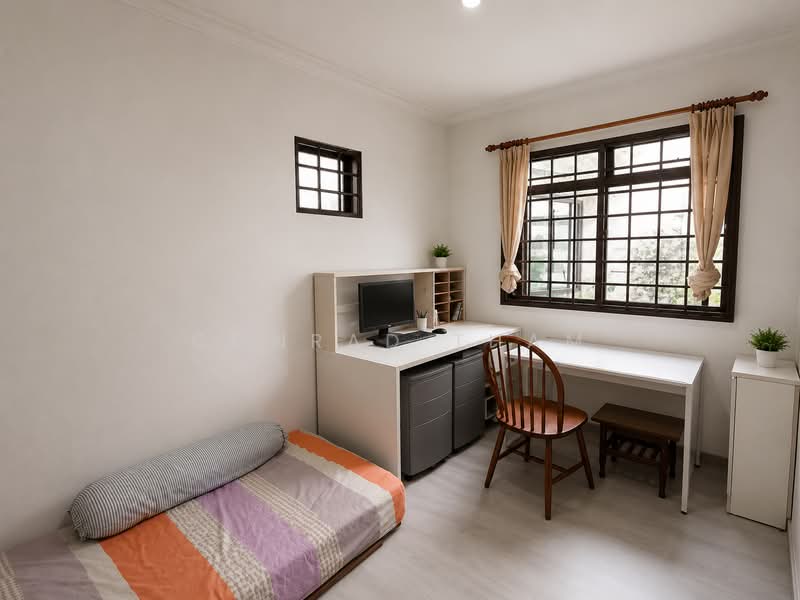 137 Bedok North Avenue 3, 137 Bedok North Avenue 3, 3 Bedrooms, 1,259 sqft, HDB Flat For Sale, by Conrad Tham, 500132824 - Study - PropertyGuru.com.sg