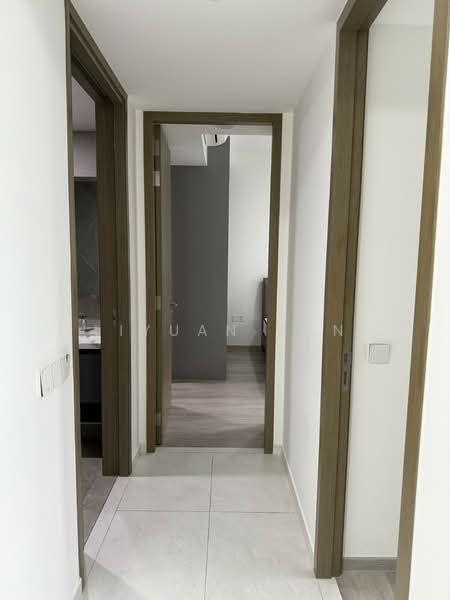 One-North Eden, 10 Slim Barracks Rise, 2 Bedrooms, 764 sqft, Condominium For Rent, by Liyuan Yan, 500132825 - Corridor - PropertyGuru.com.sg