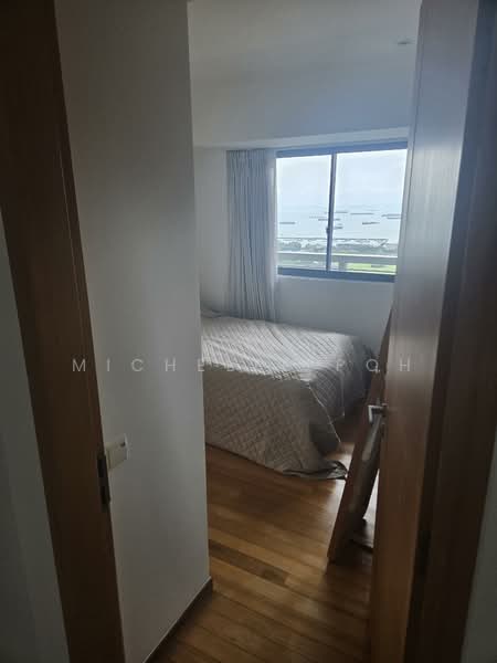 Marina Bay Residences, 18 Marina Boulevard, 1 Bedroom, 710 sqft, Condominium For Rent, by Michelle Poh, 500132846 - Bedroom - PropertyGuru.com.sg