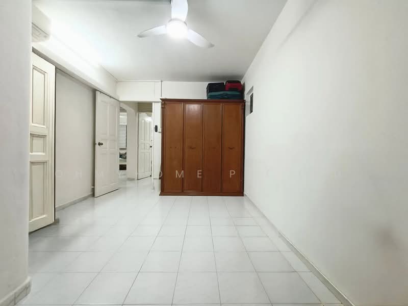 898A Tampines Street 81, 898A Tampines Street 81, 3 Bedrooms, 1,367 sqft, HDB Flat For Sale, by OHMYHOME PTE LTD, 500132865 - Corridor - PropertyGuru.com.sg
