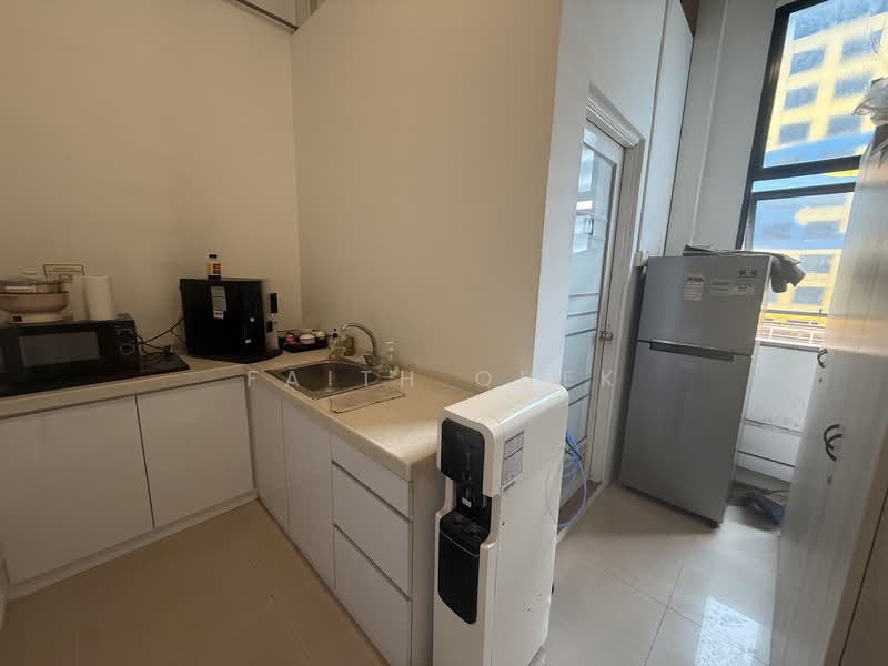 Tradehub 21, 18 Boon Lay Way, 1,350 sqft, Light Industrial (B1) For Rent, by Faith Quek, 500132868 - CommercialGuru.com.sg