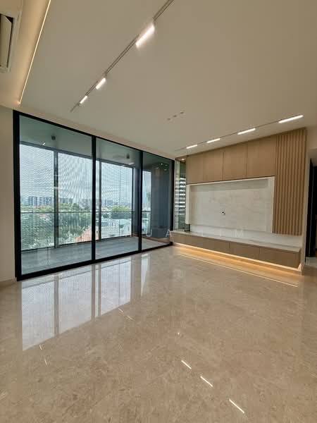 Meyer Mansion, 79 Meyer Road, 4 Bedrooms, 1,765 sqft, Condominium For Sale, by Joshua Lim, 500132871 - Living Room - PropertyGuru.com.sg