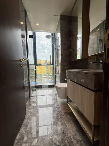 Meyer Mansion, 79 Meyer Road, 4 Bedrooms, 1,765 sqft, Condominium For Sale, by Joshua Lim, 500132871 - Bathroom - PropertyGuru.com.sg