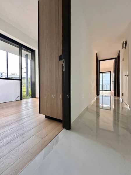 Jervois Mansion, 16 Jervois Close, 4 Bedrooms, 1,539 sqft, Condominium For Rent, by Melvin Sim, 500132877 - Corridor - PropertyGuru.com.sg