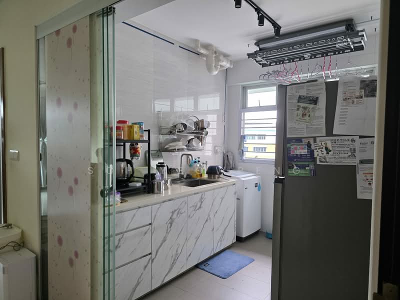 421C Northshore Drive, 421C Northshore Drive, 1 Bedroom, 504 sqft, HDB Flat For Rent, by Soh YeowPeng, 500132882 - Kitchen - PropertyGuru.com.sg
