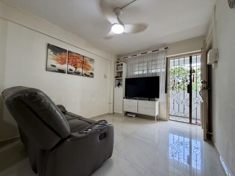 65 Kallang Bahru, 65 Kallang Bahru, 2 Bedrooms, 699 sqft, HDB Flat For Sale, by Shirley Ho 何美妮, 500132883 - Living Room - PropertyGuru.com.sg