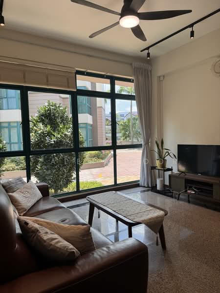 Palmwoods, 450 Upper Changi Road, 3 Bedrooms, 1,002 sqft, Condominium For Sale, by Zaleha Noor, 500132886 - Living Room - PropertyGuru.com.sg
