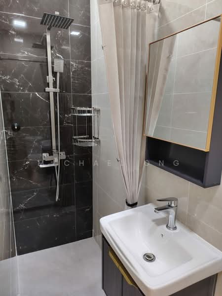 Cambridge Village, 2a Cambridge Road, 2 Bedrooms, 590 sqft, Apartment For Rent, by Michael Ong, 500132891 - Bathroom - PropertyGuru.com.sg