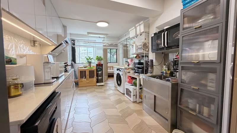 152 Mei Ling Street, 152 Mei Ling Street, 2 Bedrooms, 721 sqft, HDB Flat For Sale, by Martin Ng, 500132903 - Kitchen - PropertyGuru.com.sg