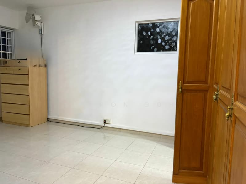725 Ang Mo Kio Avenue 6, 725 Ang Mo Kio Avenue 6, 3 Bedrooms, 1,281 sqft, HDB Flat For Sale, by Sharon Goh, 500132905 - Bedroom - PropertyGuru.com.sg