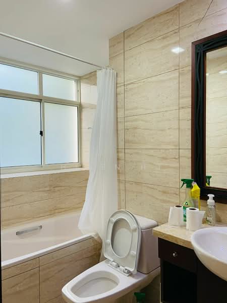 Casablanca, 21 Rosewood Drive, 3 Bedrooms, 1,119 sqft, Condominium For Rent, by Helen HU, 500132908 - Bathroom - PropertyGuru.com.sg