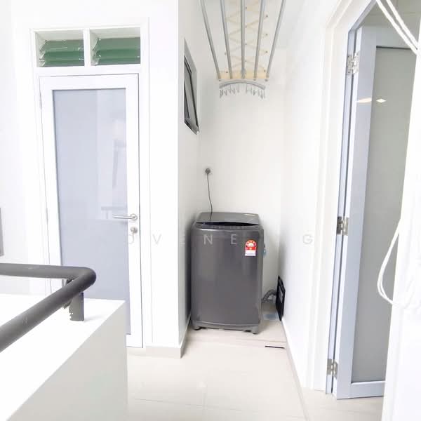Springdale Condo, 53 Hindhede Walk, 2 Bedrooms, 925 sqft, Condominium For Sale, by Novene Ng, 500132909 - Interior - PropertyGuru.com.sg