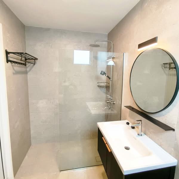 Springdale Condo, 53 Hindhede Walk, 2 Bedrooms, 925 sqft, Condominium For Sale, by Novene Ng, 500132909 - Bathroom - PropertyGuru.com.sg