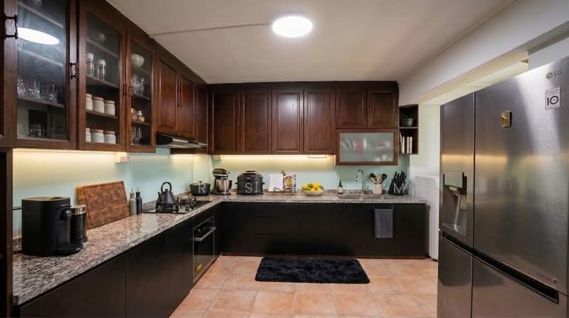 158 Jalan Teck Whye, 158 Jalan Teck Whye, 4 Bedrooms, 1,313 sqft, HDB Flat For Sale, by Faris Hakim, 500132934 - Kitchen - PropertyGuru.com.sg