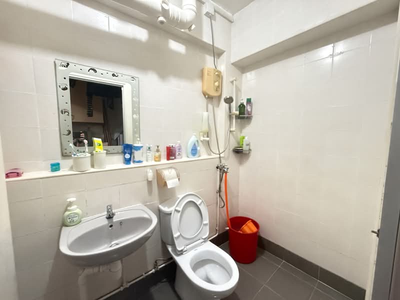 533 Bukit Panjang Ring Road, 533 Bukit Panjang Ring Road, Room Rental, 100 sqft, HDB Flat For Rent, by Jave Lim, 500132941 - Bathroom - PropertyGuru.com.sg
