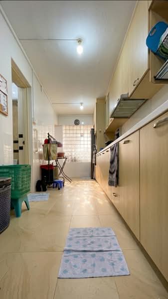 173 Bishan Street 13, 173 Bishan Street 13, 3 Bedrooms, 1,301 sqft, HDB Flat For Sale, by LH Sim, 500132943 - Kitchen - PropertyGuru.com.sg