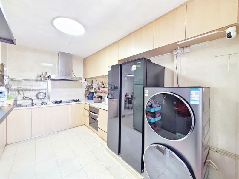 469 Segar Road, 469 Segar Road, 3 Bedrooms, 1,184 sqft, HDB Flat For Sale, by Lam Min Yi, 500132945 - Kitchen - PropertyGuru.com.sg