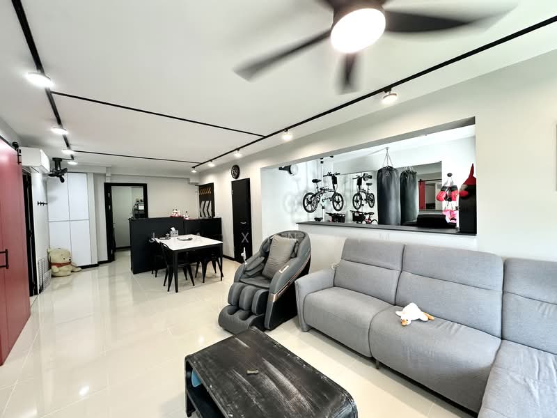 415B Northshore Drive, 415B Northshore Drive, 3 Bedrooms, 1,205 sqft, HDB Flat For Sale, by Jia Xin Lim, 500132949 - Living Room - PropertyGuru.com.sg
