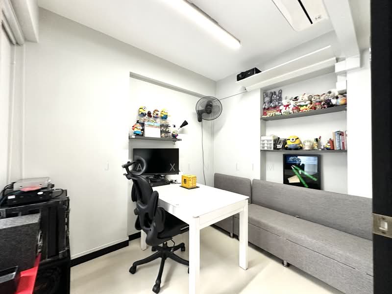 415B Northshore Drive, 415B Northshore Drive, 3 Bedrooms, 1,205 sqft, HDB Flat For Sale, by Jia Xin Lim, 500132949 - Study - PropertyGuru.com.sg