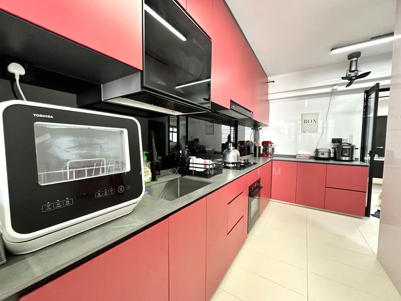 415B Northshore Drive, 415B Northshore Drive, 3 Bedrooms, 1,205 sqft, HDB Flat For Sale, by Jia Xin Lim, 500132949 - Kitchen - PropertyGuru.com.sg