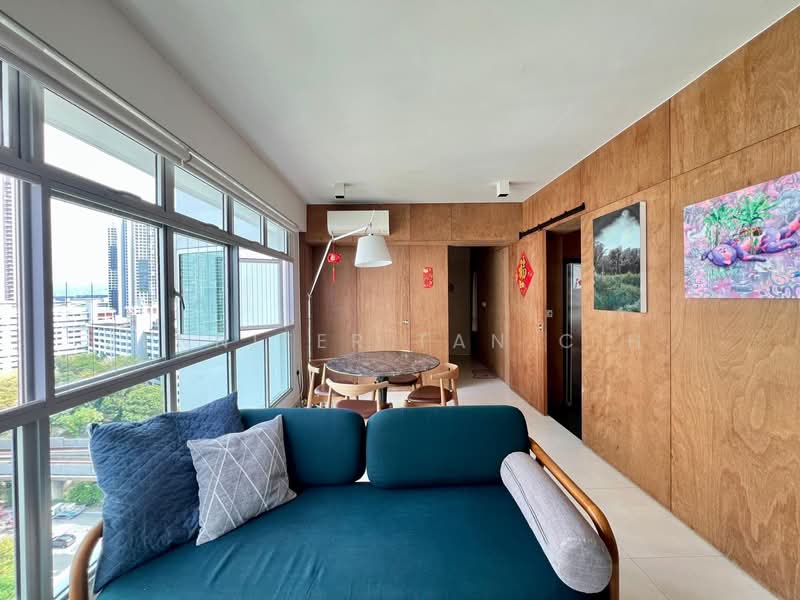 440A Clementi Avenue 3, 440A Clementi Avenue 3, 2 Bedrooms, 743 sqft, HDB Flat For Sale, by Jennifer Tan C.H., 500132959 - Living Room - PropertyGuru.com.sg