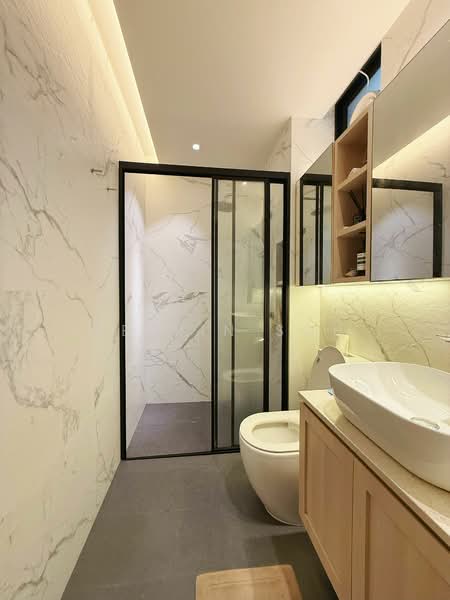 611 Woodlands Ring Road, 611 Woodlands Ring Road, 3 Bedrooms, 1,302 sqft, HDB Flat For Sale, by Kelvin Soh, 500132965 - Bathroom - PropertyGuru.com.sg