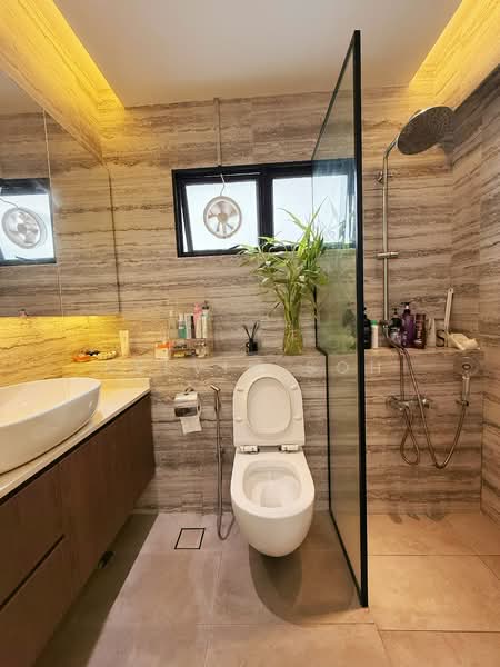 611 Woodlands Ring Road, 611 Woodlands Ring Road, 3 Bedrooms, 1,302 sqft, HDB Flat For Sale, by Kelvin Soh, 500132965 - Bathroom - PropertyGuru.com.sg
