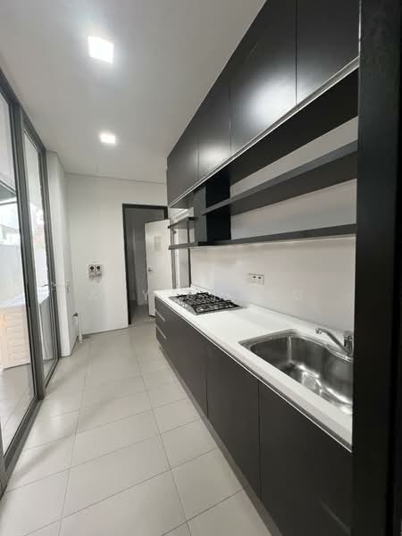 Botanic garden, Modern Detached House with Pool and Lift Botanic Gardens 1km Nanyang Pri/ Raffles Girls School, 5 Bedrooms, 7,400 sqft, Detached House For Rent, by Amy Chong, 500132972 - PropertyGuru.com.sg