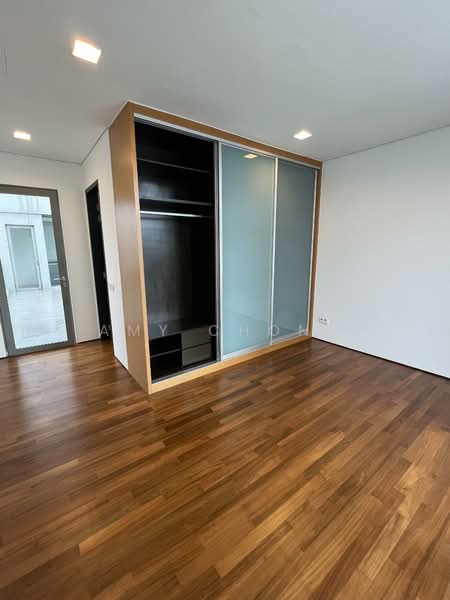 Botanic garden, Modern Detached House with Pool and Lift Botanic Gardens 1km Nanyang Pri/ Raffles Girls School, 5 Bedrooms, 7,400 sqft, Detached House For Rent, by Amy Chong, 500132972 - PropertyGuru.com.sg