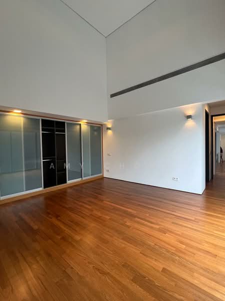 Botanic Garden 3-Storey Bungalow w Lift and Lap Pool, Modern Detached House with Pool and Lift Botanic Gardens 1km Nanyang Pri/ Raffles Girls School, 5 Bedrooms, 7,400 sqft, Detached House For Rent, by Amy Chong, 500132972 - PropertyGuru.com.sg