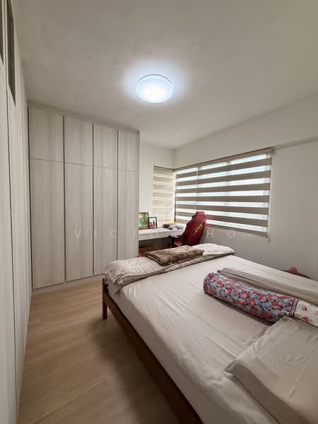 Central Green, 3 Jalan Membina, 3 Bedrooms, 1,292 sqft, Condominium For Sale, by Victor Ho, 500132977 - Bedroom - PropertyGuru.com.sg