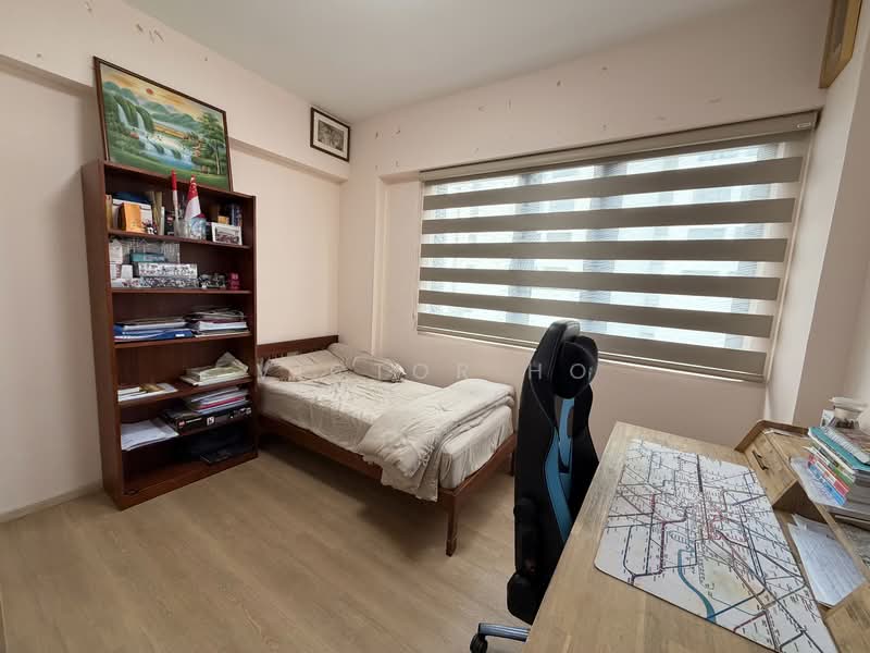 Central Green, 3 Jalan Membina, 3 Bedrooms, 1,292 sqft, Condominium For Sale, by Victor Ho, 500132977 - Bedroom - PropertyGuru.com.sg