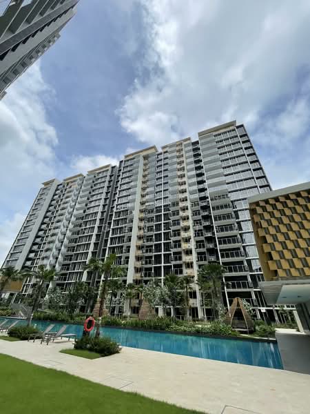 Penrose, 20 Sims Drive, 3 Bedrooms, 947 sqft, Condominium For Rent, by Eugene Tay, 500132991 - PropertyGuru.com.sg
