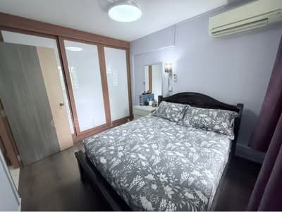 For Sale - 202 Yishun Street 2-