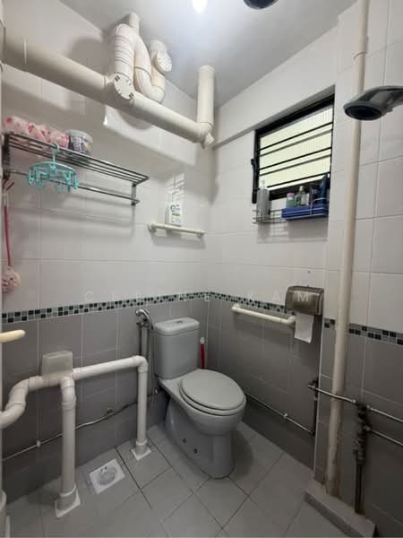 202 Yishun Street 2-, , 2 Bedrooms, 764 sqft, HDB Flat For Sale, by Celine Kam, 500133000 - PropertyGuru.com.sg