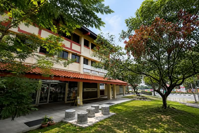 Blk 343, Jurong East St 31, Jurong East, 1,797 sqft, Shop / Shophouse For Sale, by Shawn Wang, 500133008 - Exterior - CommercialGuru.com.sg