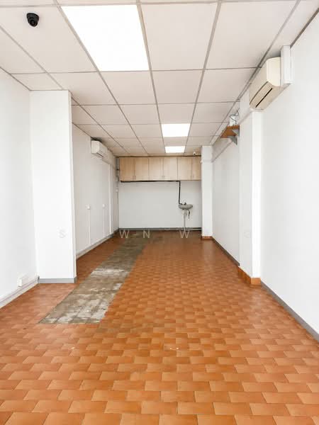 Blk 343, Jurong East St 31, Jurong East, 1,797 sqft, Shop / Shophouse For Sale, by Shawn Wang, 500133008 - Interior - CommercialGuru.com.sg