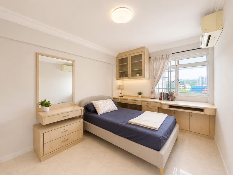 48 Lengkok Bahru, 48 Lengkok Bahru, 3 Bedrooms, 904 sqft, HDB Flat For Sale, by Chen Cun You, 500133015 - Bedroom - PropertyGuru.com.sg