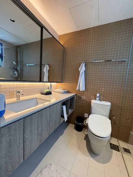 The Anchorage, 370H Alexandra Road, 4 Bedrooms, 2,088 sqft, Condominium For Rent, by Jenna Tong, 500133018 - Master bath - PropertyGuru.com.sg
