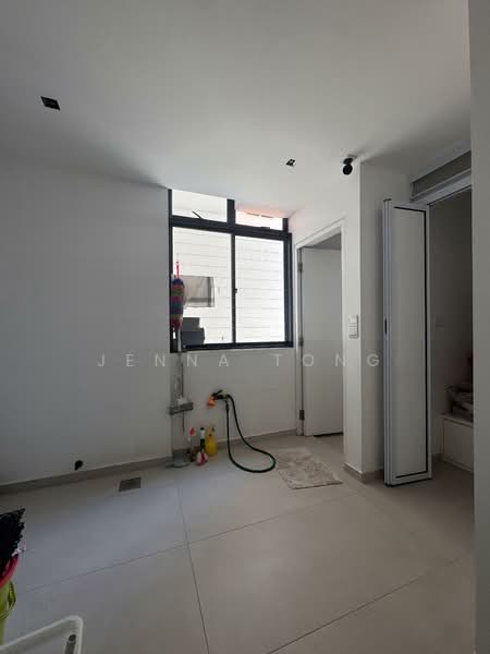 The Anchorage, 370H Alexandra Road, 4 Bedrooms, 2,088 sqft, Condominium For Rent, by Jenna Tong, 500133018 - Yard area - PropertyGuru.com.sg