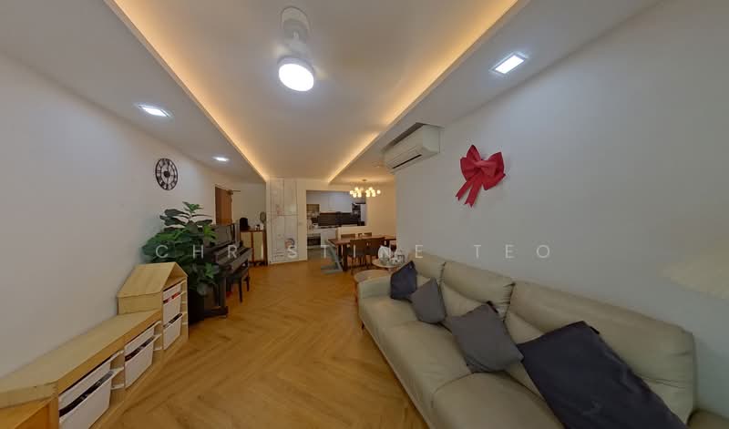 670B Edgefield Plains, 670B Edgefield Plains, 3 Bedrooms, 1,001 sqft, HDB Flat For Sale, by Christine Teo, 500133019 - Living Room - PropertyGuru.com.sg
