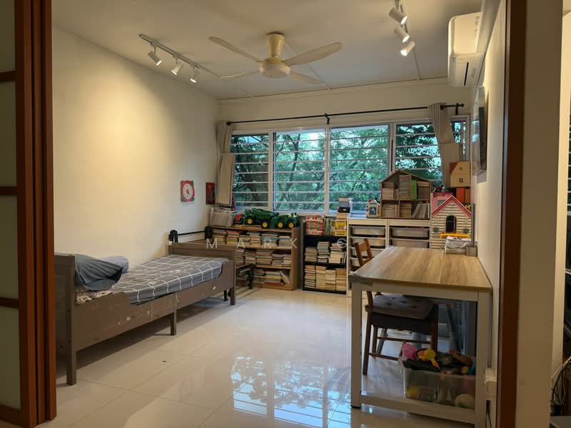 221 Bishan Street 23, 221 Bishan Street 23, 4 Bedrooms, 1,301 sqft, HDB Flat For Sale, by Mark G, 500133021 - Bedroom - PropertyGuru.com.sg