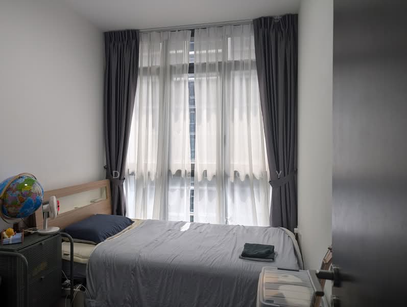 Symphony Suites, 1 Yishun Close, 4 Bedrooms, 1,023 sqft, Condominium For Sale, by Daniel Gay, 500133027 - 1st Common Bedroom - PropertyGuru.com.sg