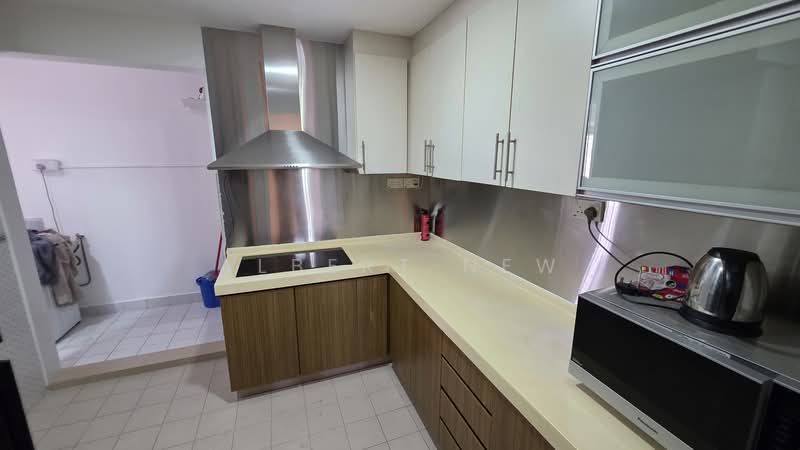 Orchid Park Condominium, 95 Yishun Street 81, Room Rental, 80 sqft, Condominium For Rent, by Albert New, 500133036 - Kitchen - PropertyGuru.com.sg