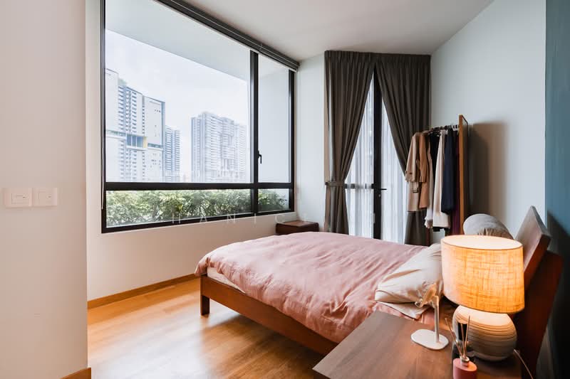 The Crest, 103 Prince Charles Crescent, 2 Bedrooms, 904 sqft, Condominium For Rent, by Shanice Lim, 500133043 - Bedroom - PropertyGuru.com.sg