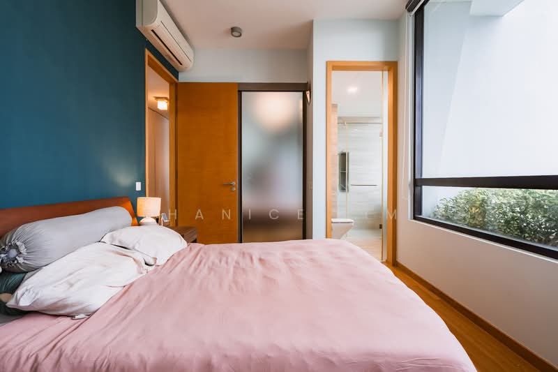 The Crest, 103 Prince Charles Crescent, 2 Bedrooms, 904 sqft, Condominium For Rent, by Shanice Lim, 500133043 - Bedroom - PropertyGuru.com.sg